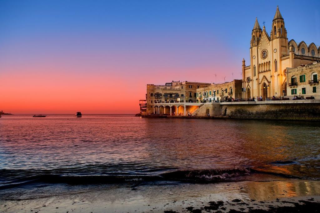 Marvellous Apartment In Tigne Point Sliema Buitenkant foto