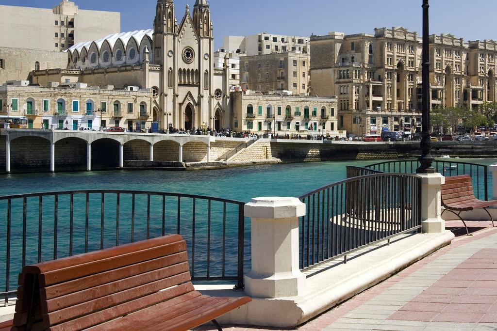 Marvellous Apartment In Tigne Point Sliema Buitenkant foto